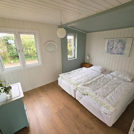 Tatil Evi One-of-a-kind Waterfront Wooden House