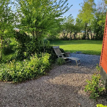 Prázdninový dům One-of-a-kind Waterfront Wooden House Hejls